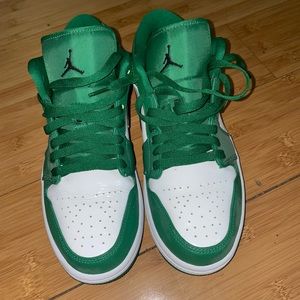 Green dunks